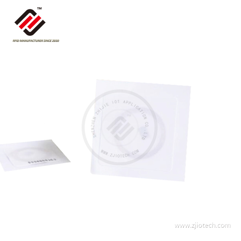  Reescritura y leer T5577 125khz Flexible RFID etiqueta autoadhesiva